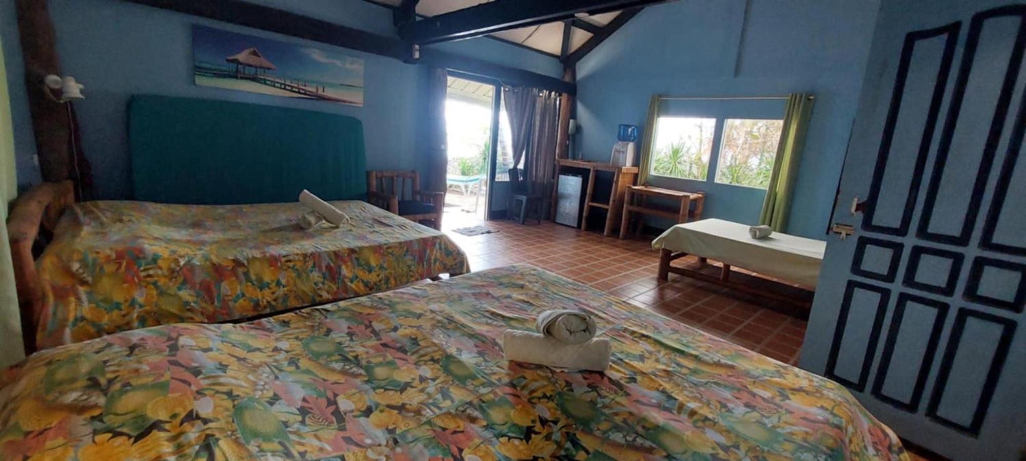 Ravenala Beach Bungalows Moalboal Buitenkant foto