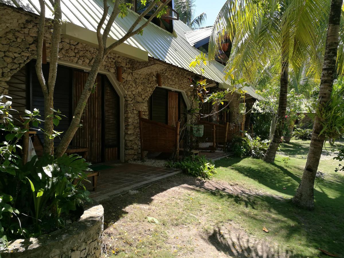 Ravenala Beach Bungalows Moalboal Buitenkant foto