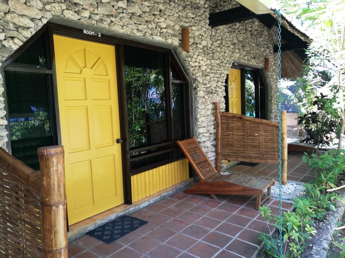 Ravenala Beach Bungalows Moalboal Buitenkant foto