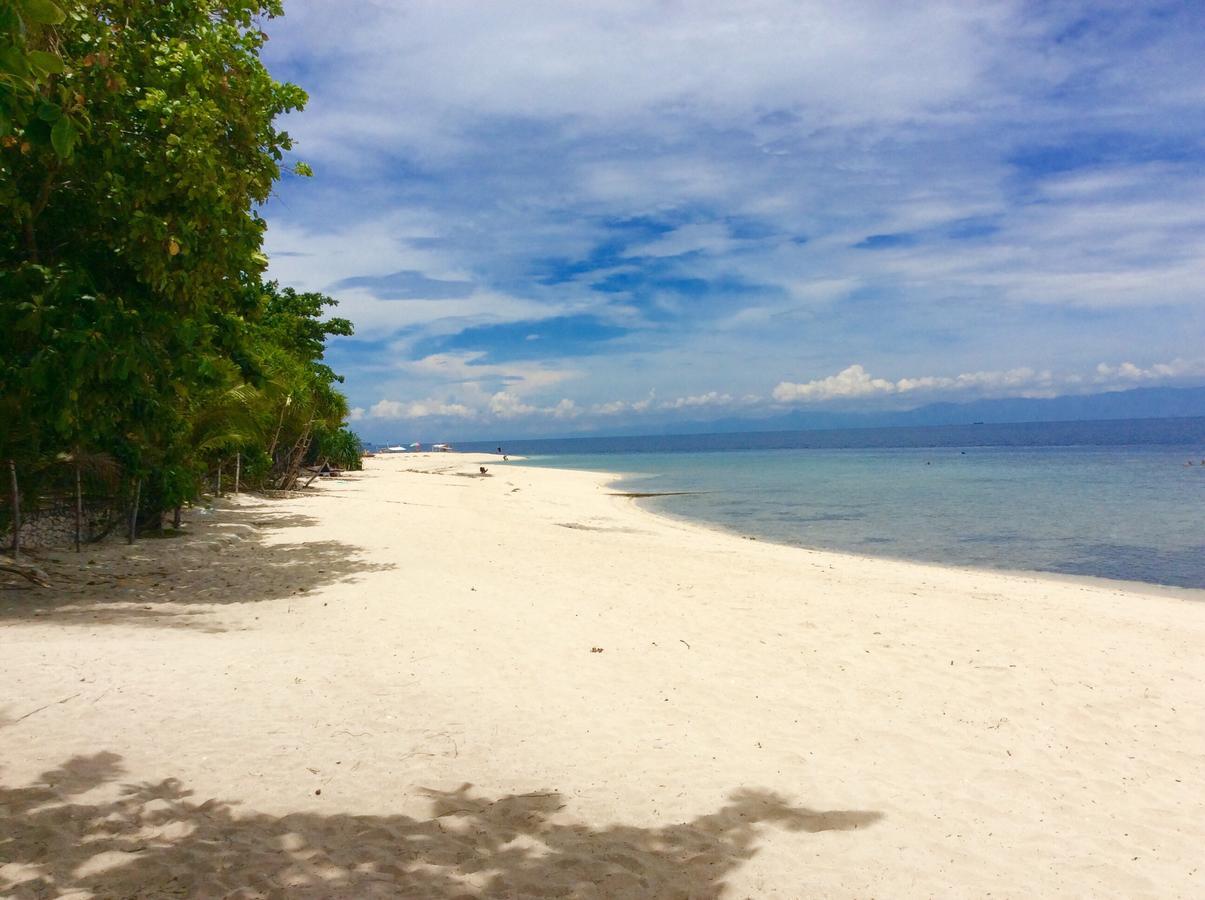 Ravenala Beach Bungalows Moalboal Buitenkant foto