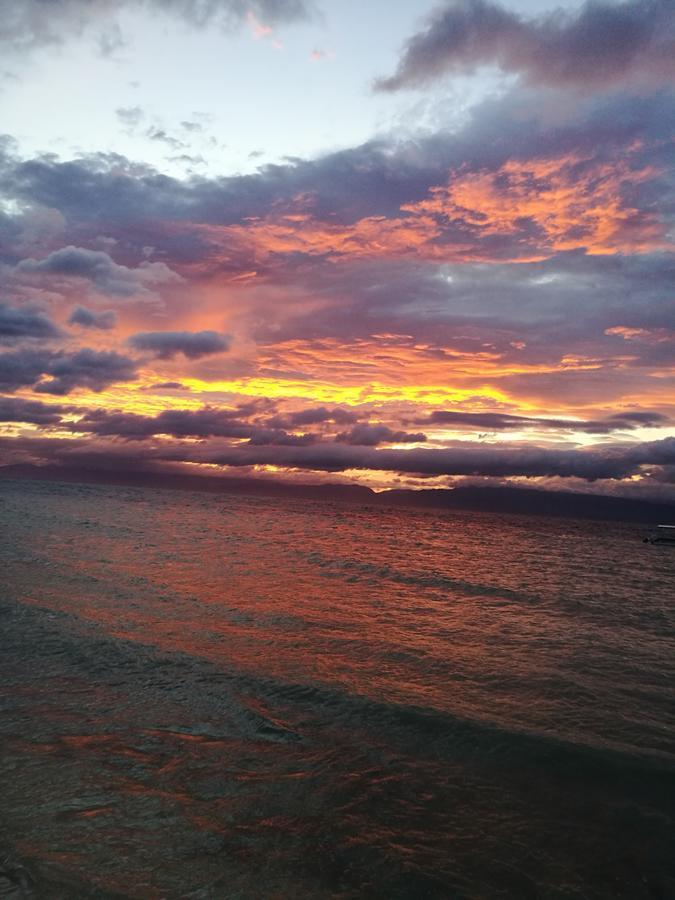 Ravenala Beach Bungalows Moalboal Buitenkant foto